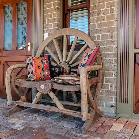 Old Bank Boutique Hotel Mittagong Exteriér fotografie