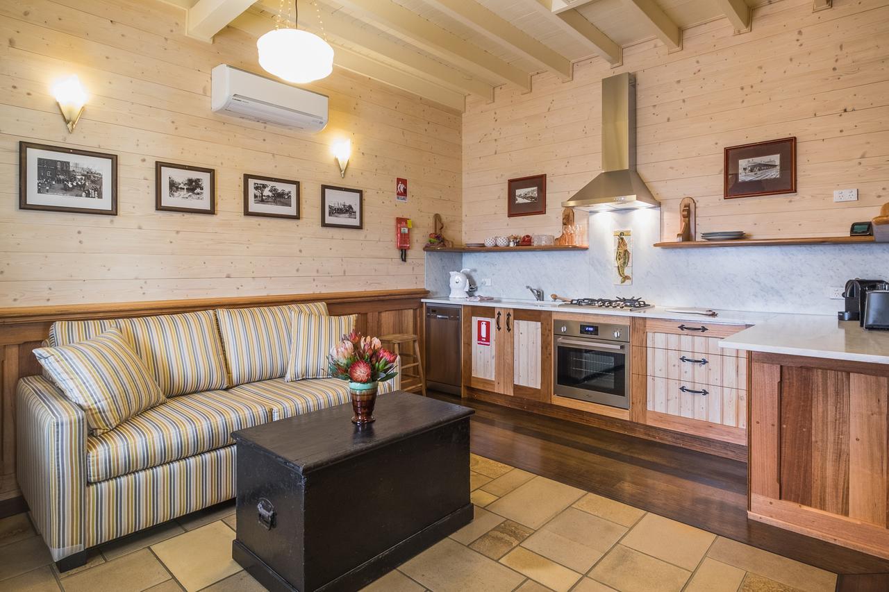 Old Bank Boutique Hotel Mittagong Exteriér fotografie